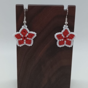 Small Star Beaded Earrings (Outer white, Inner red)