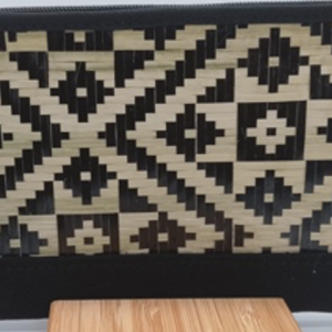 The checkers flowers wallet by Dusun Sook
