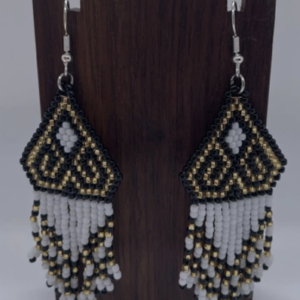 Black and Gold motif with a touch of white elegance