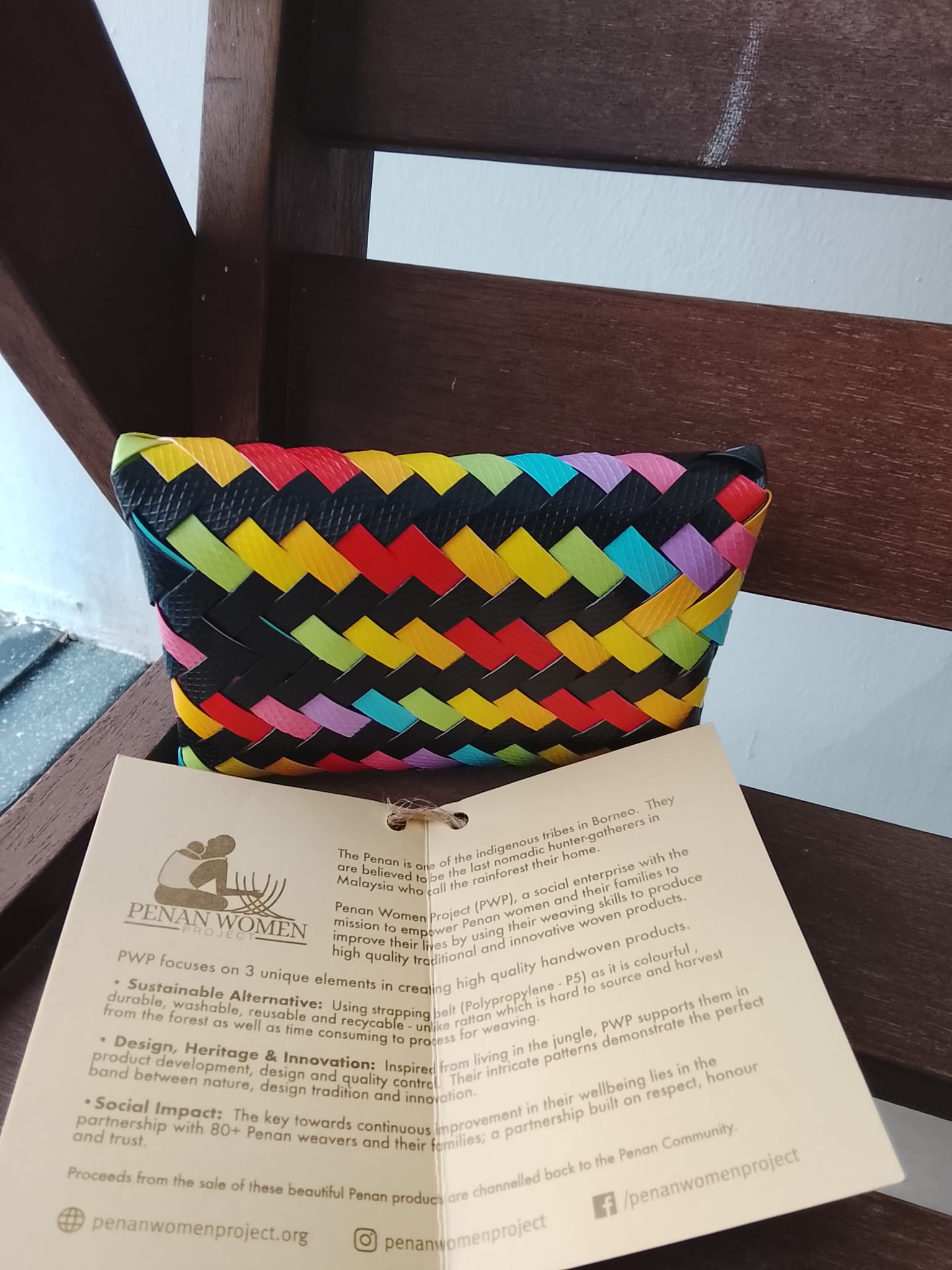 Colourful Wallet by the Penan Women Project - Image 2