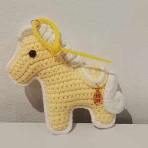 Yellow and white pony (9/8~cm height)