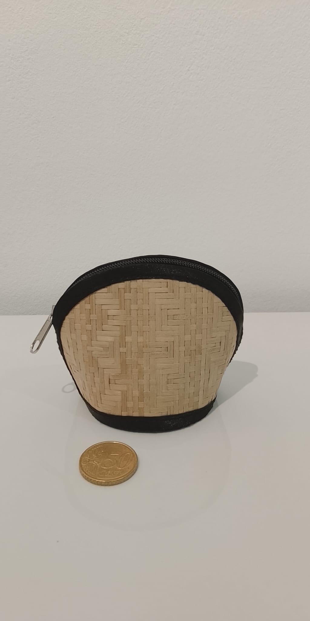 Each side is different coin purse - Image 2