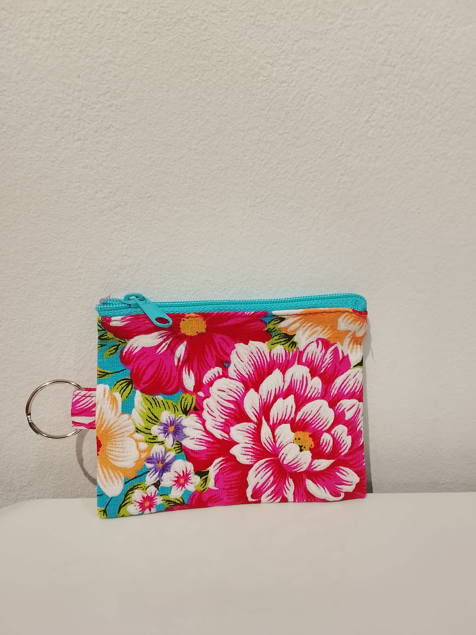 A modern small coin purse from Taiwan (blue)