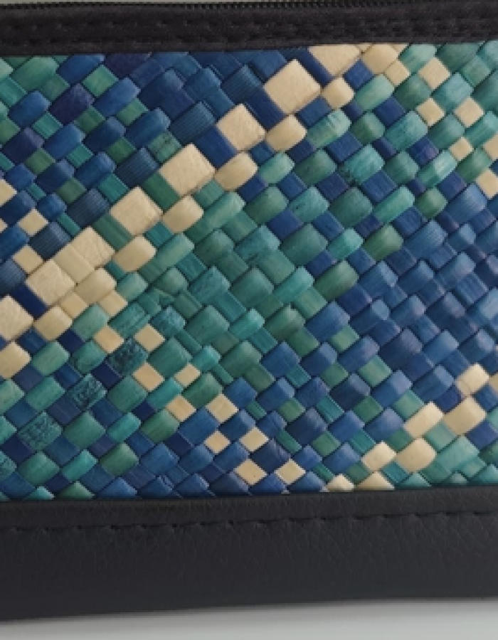 Pandan wallets (Scotland’s blue and where the unicorns are!)