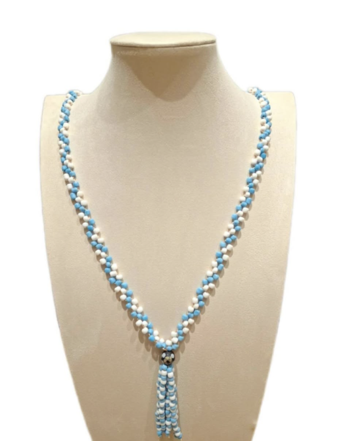 Light Blue and White Beaded Necklace (40cm)