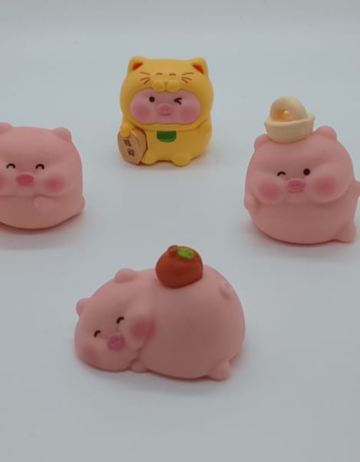 6 Cute Pig Figurines
