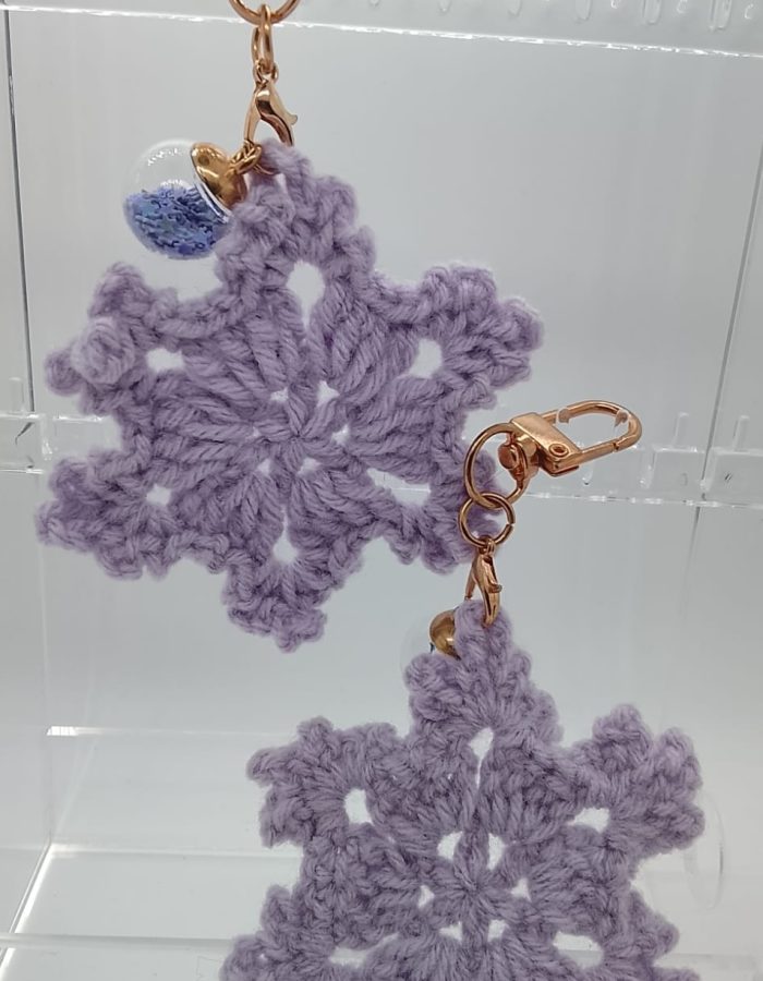 Snowflakes (Light purple)