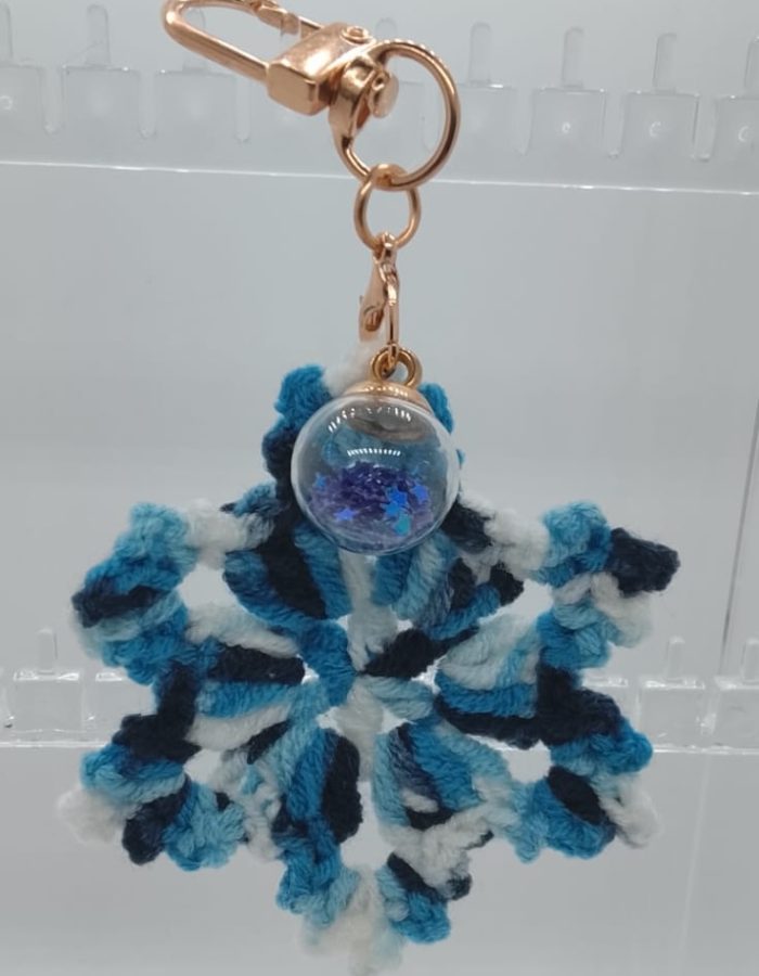 Snowflake (Multiple shades of blue)