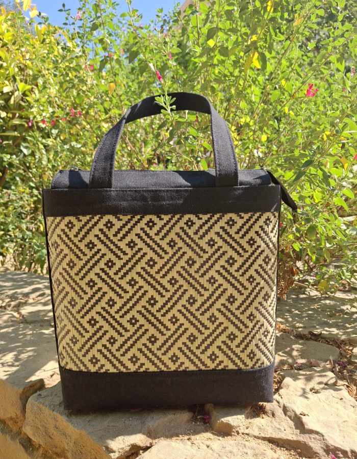 The Dusun Sook Handbag (Black)
