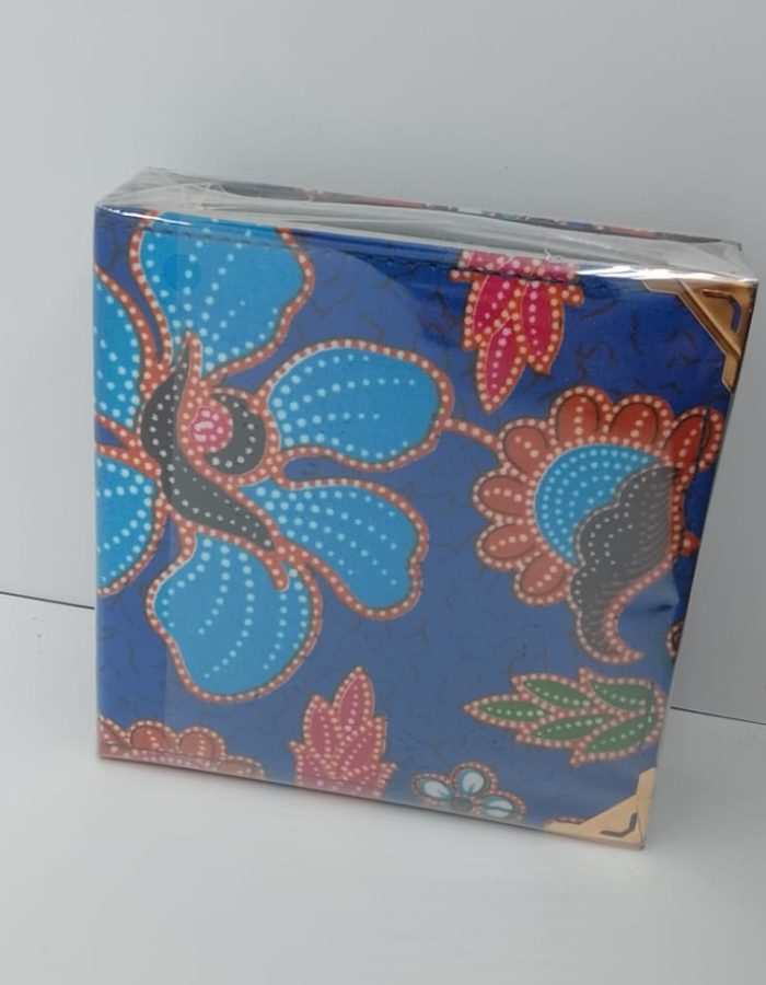 Batik memopad – Big Flower Pattern