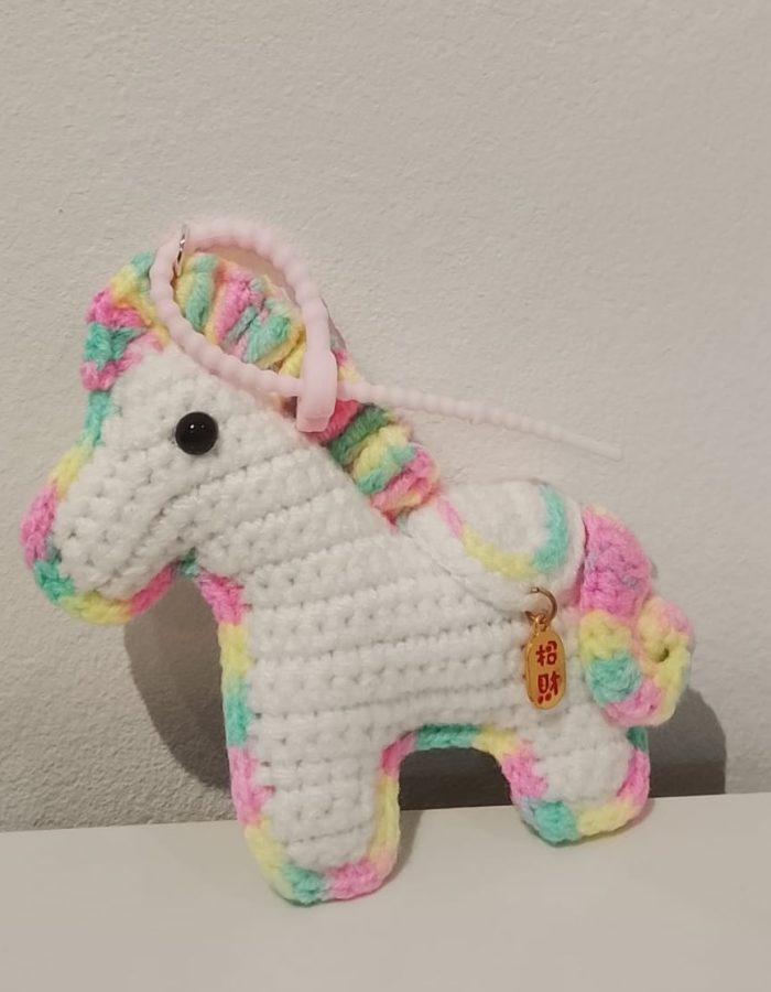 Light colour pony (9.5~cm height)