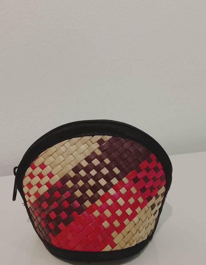 Pandan coin purse (red and brown)