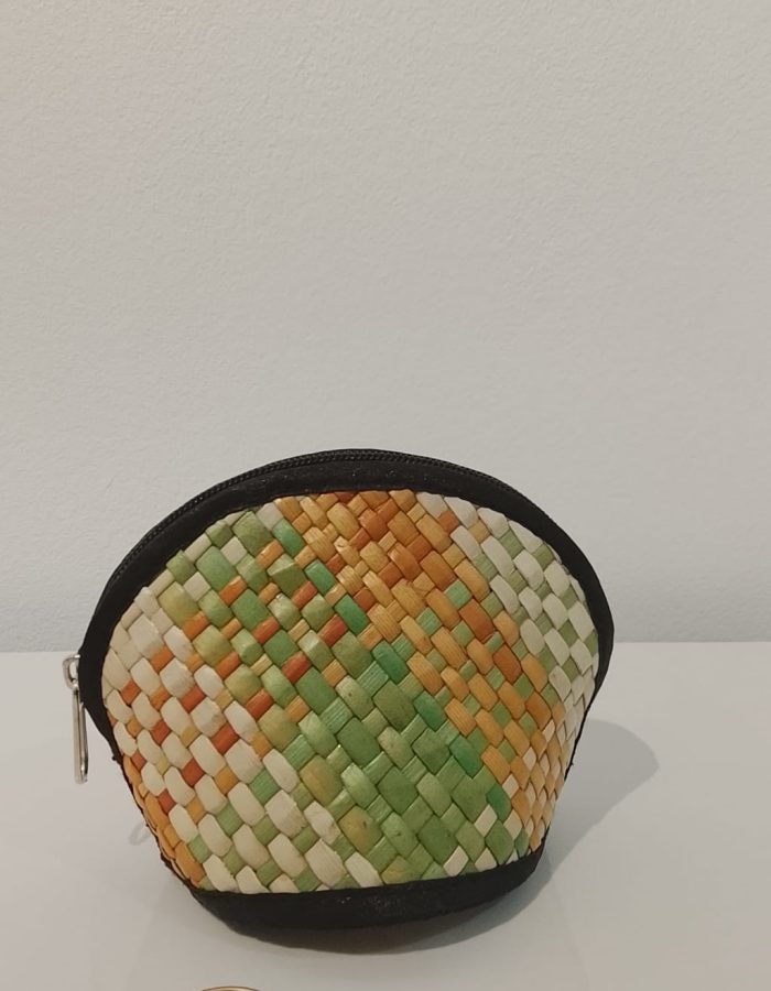 Pandan coin purse (green and yellow)
