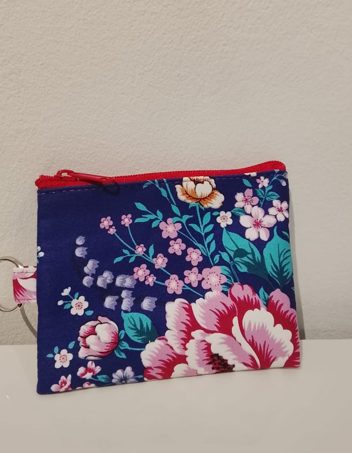 A modern small coin purse from Taiwan (purple)