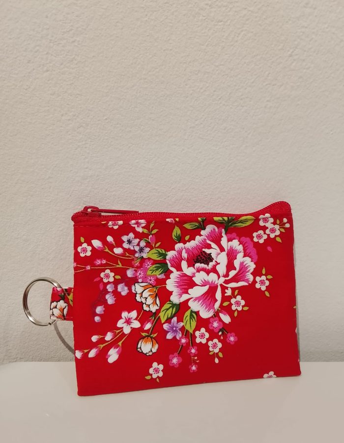 A modern small coin purse from Taiwan (red)