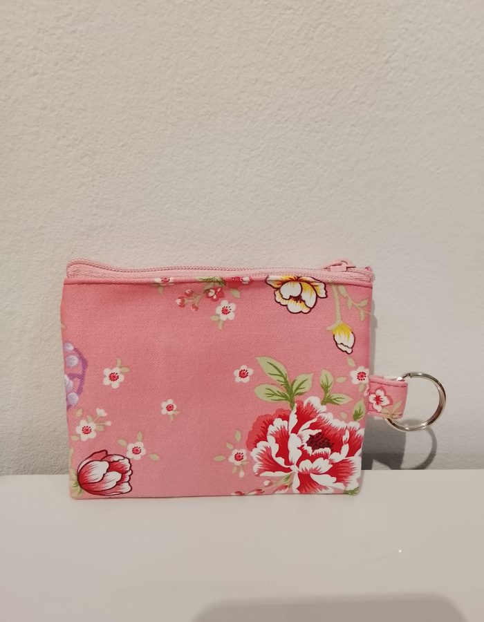 A modern small coin purse from Taiwan (pink)